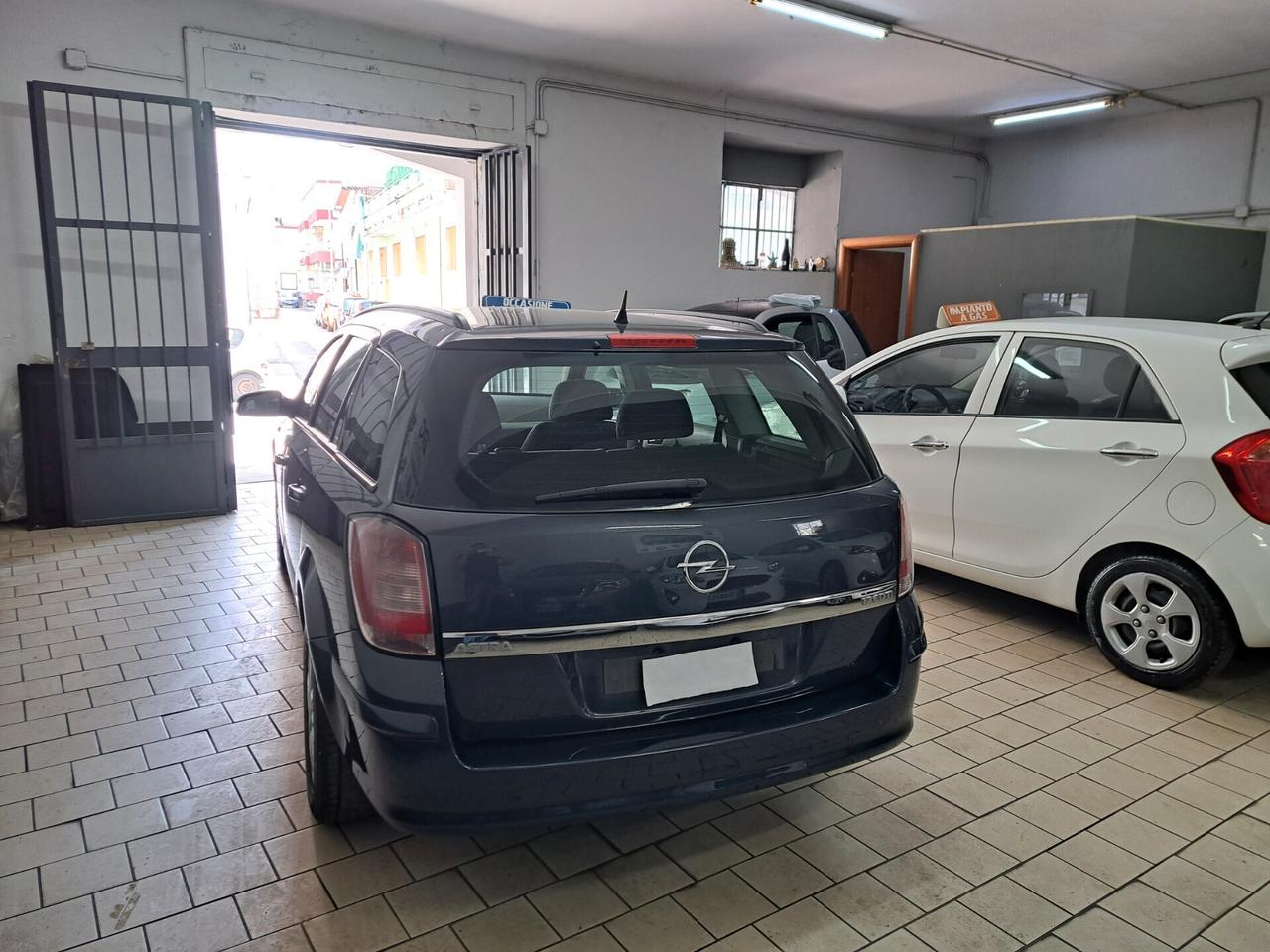 Opel Astra 1.7 CDTI sw Omologata gancio traino 200