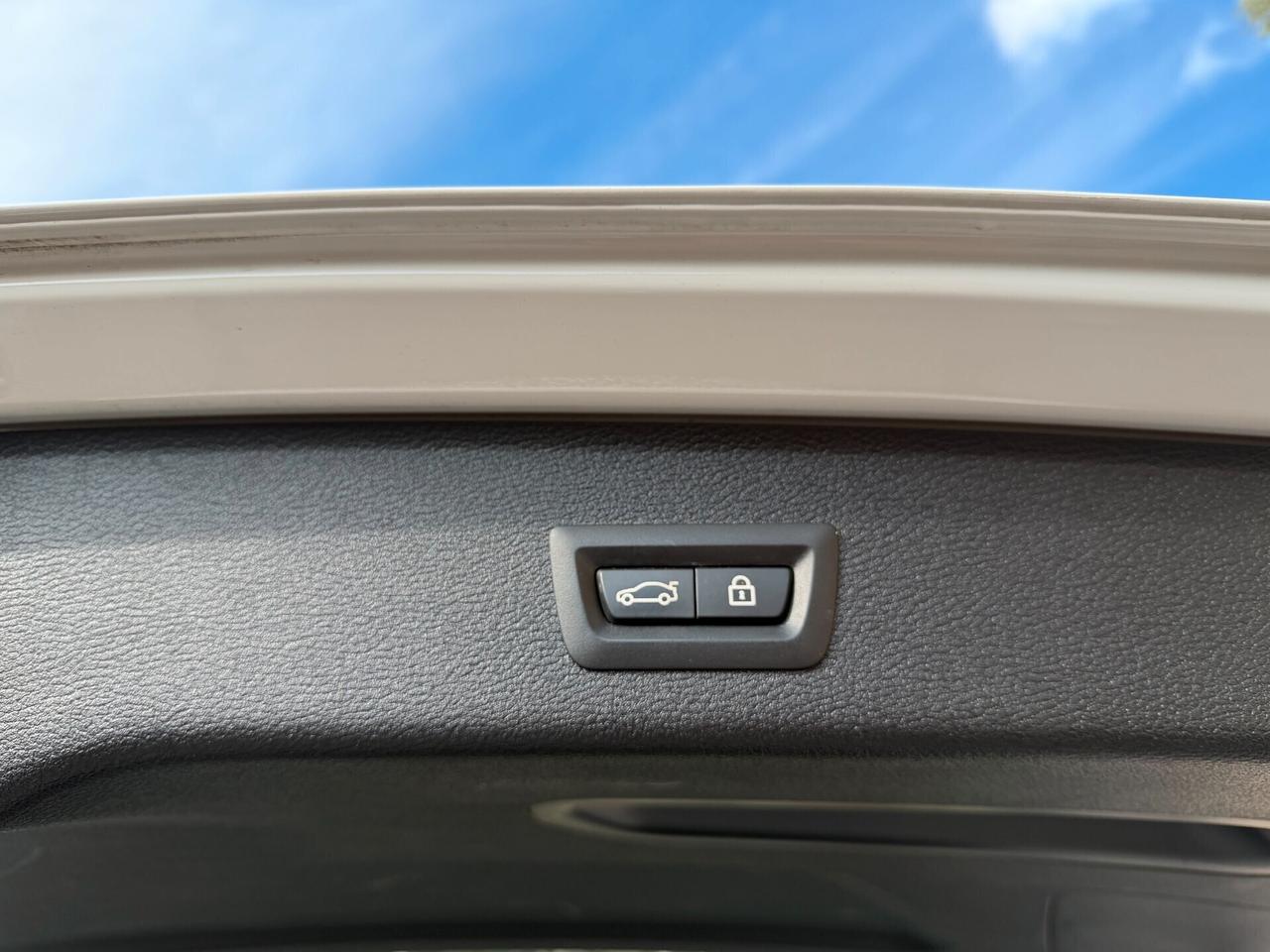 BMW X3 X-LINE/2.0 X-Drive 190CV/CERCHI 18"/PELLE/NAVI