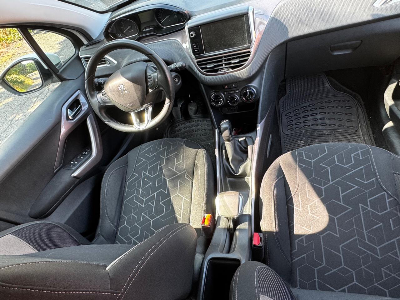Peugeot 2008 PureTech 82 ETG5 S&S Allure