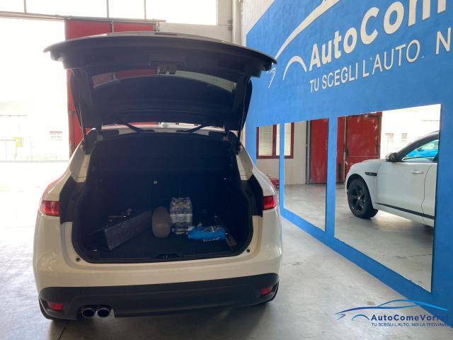 Jaguar F-Pace 2.0d 180 CV AWD Aut. R-Sport – IN ARRIVO –