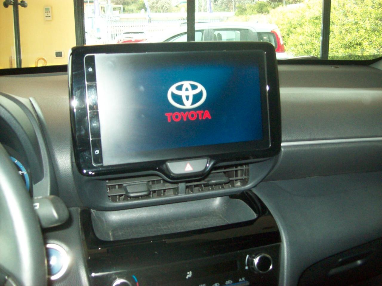 Toyota Yaris Cross 1.5 Hybrid 5p. E-CVT Orange Edition