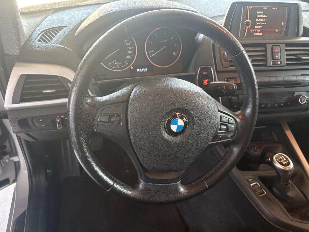Bmw 116 116d 5p. Urban