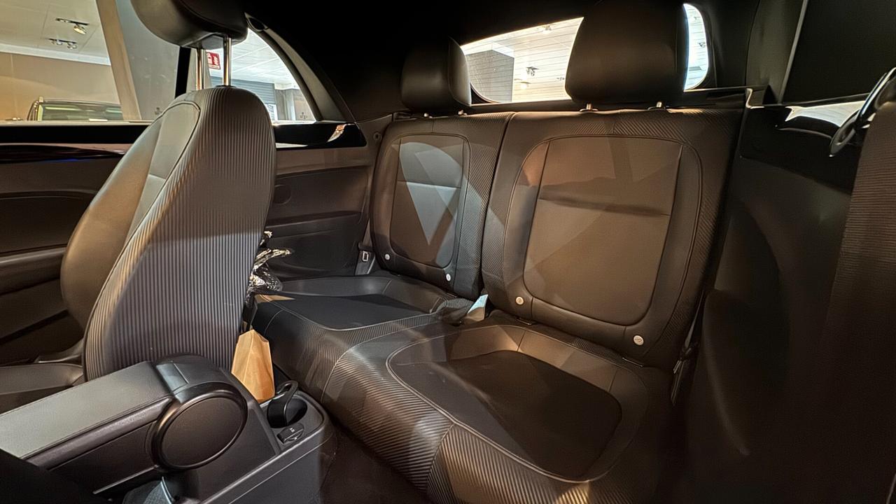 VOLKSWAGEN NEW BEETLE 2.0 TDI - 2013