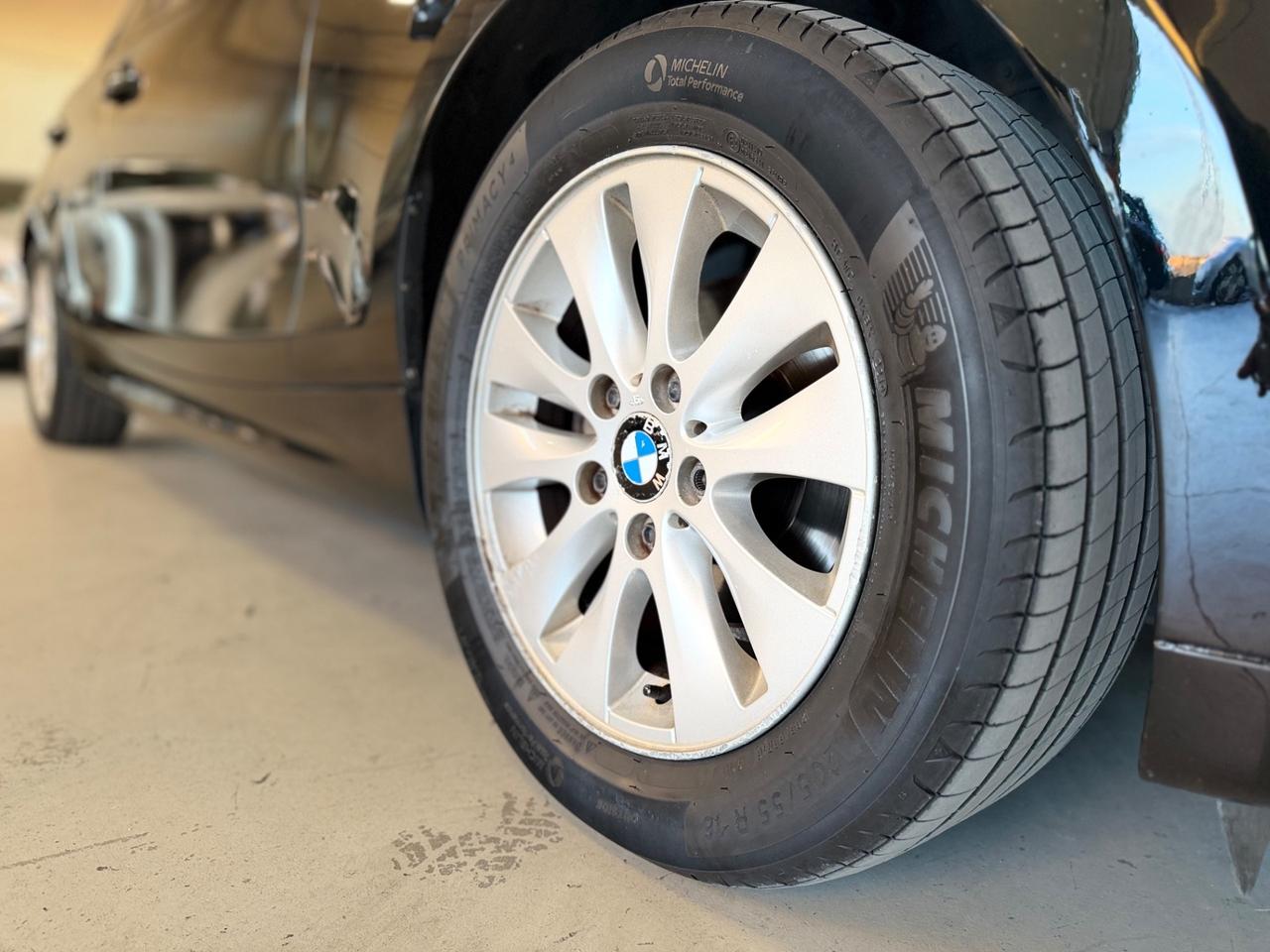 Bmw 116 116d 2.0 116CV cat 5 porte Attiva NEOPATENTATI