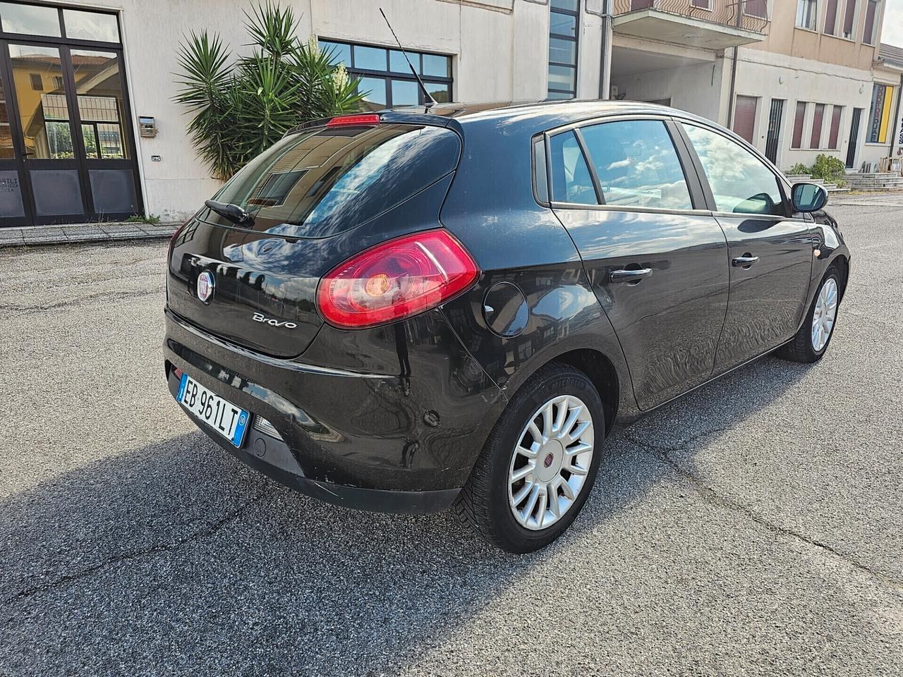 FIAT BRAVO 1.4 GPL GUIDABILE DA NEOPATENTATI