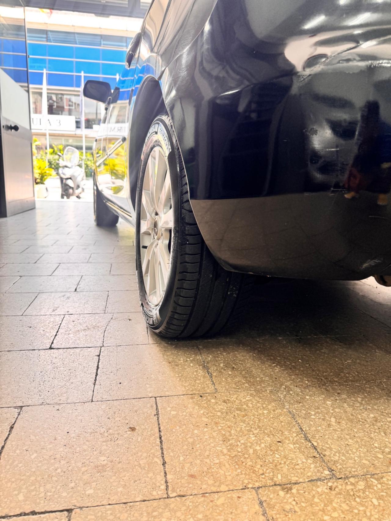Mazda 3 1.6 TDi 109 Cv 5 Porte 140.000 Km - 2008