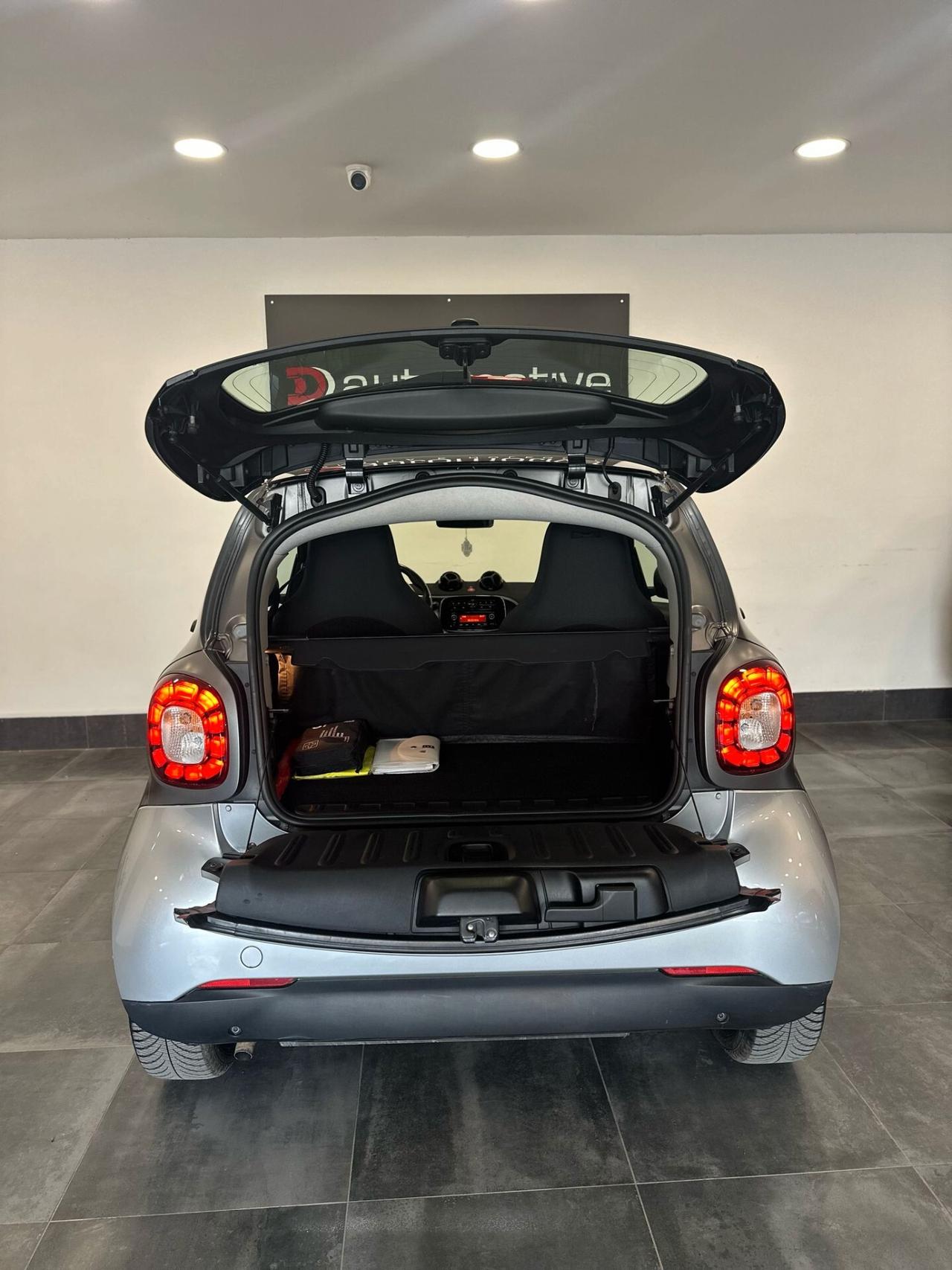 Smart ForTwo 1.0 twinamic Passion 15.000 KM