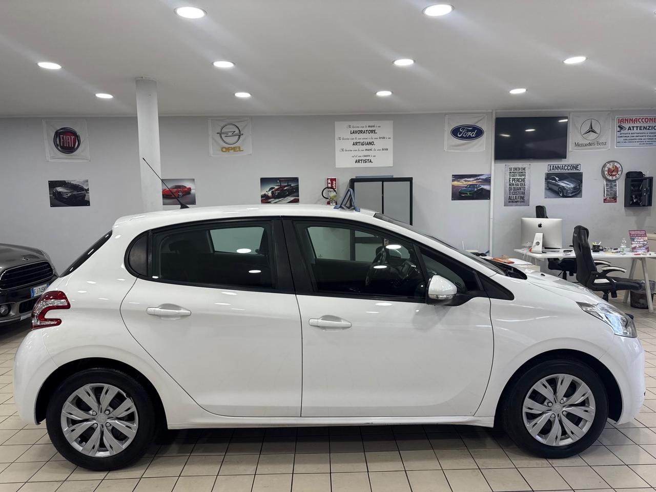 Peugeot 208 1.4 hdi 2014 nuova