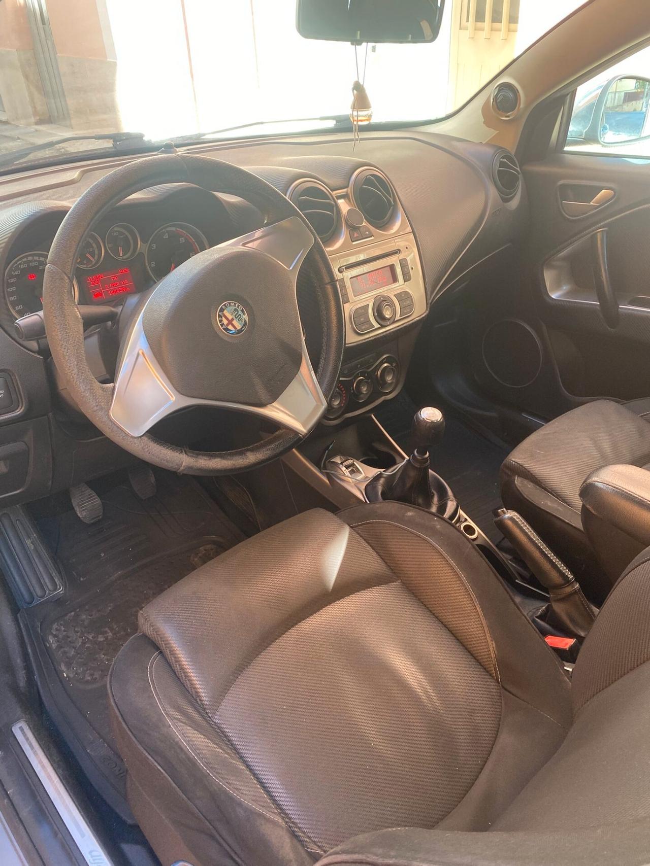 Alfa Romeo MiTo 1.6 JTDm-2 S&S Distinctive Sport Pack