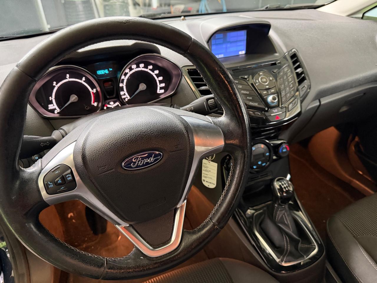 Ford Fiesta 1.5 TDCi 75CV 5 porte Titanium