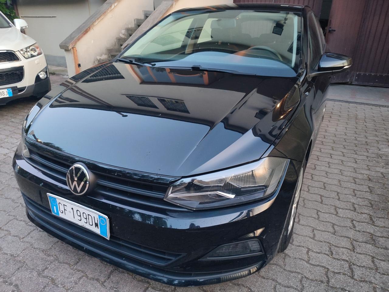 VOLKSWAGEN POLO DEL 2021 TGI A METANO DI CASA