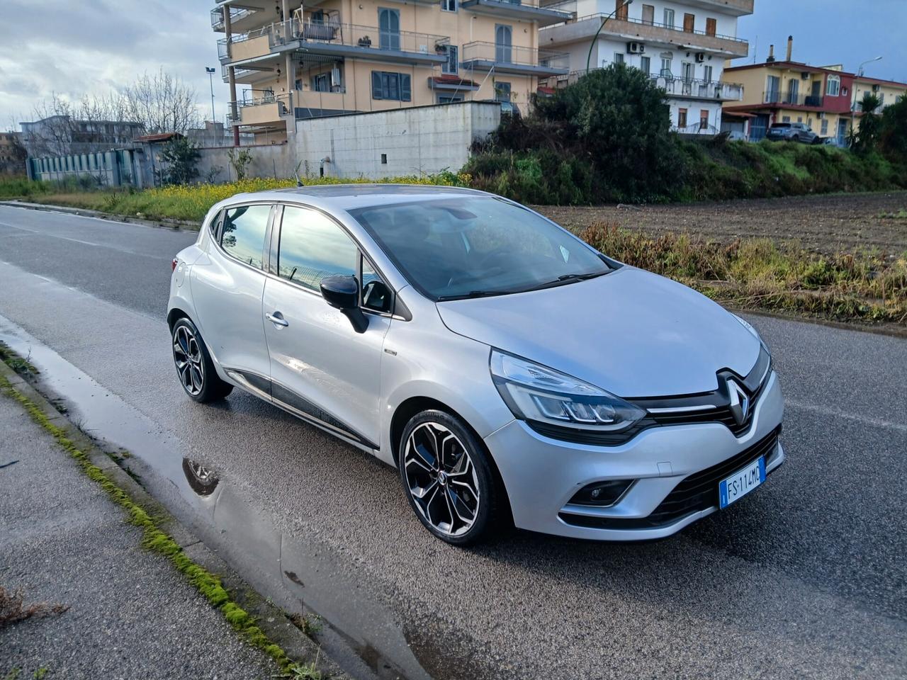 Renault Clio dCi 90 CV 5 porte Duel PARI AL NUOVO