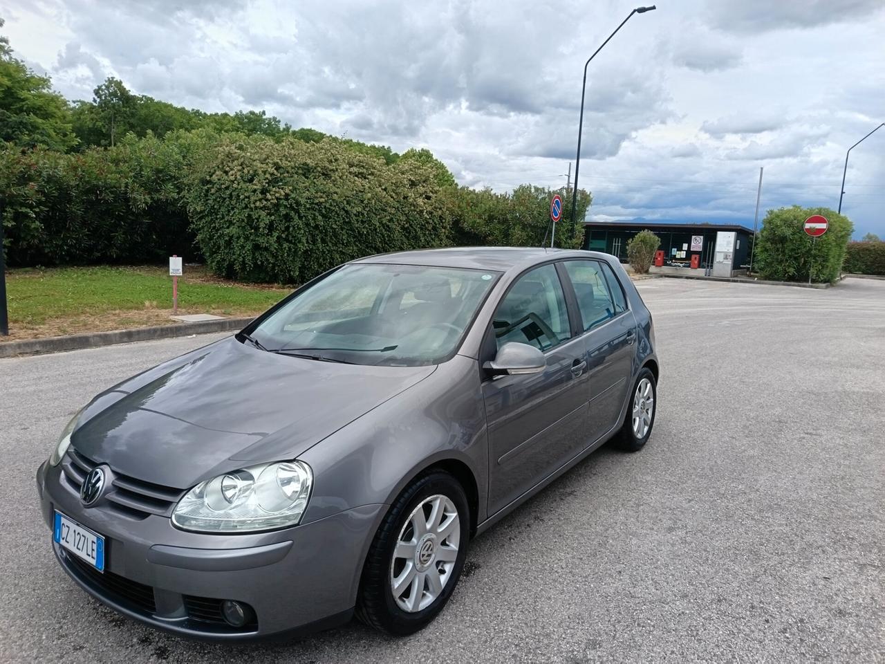 Volkswagen Golf 1.6 16V FSI 2006 ok neo patente