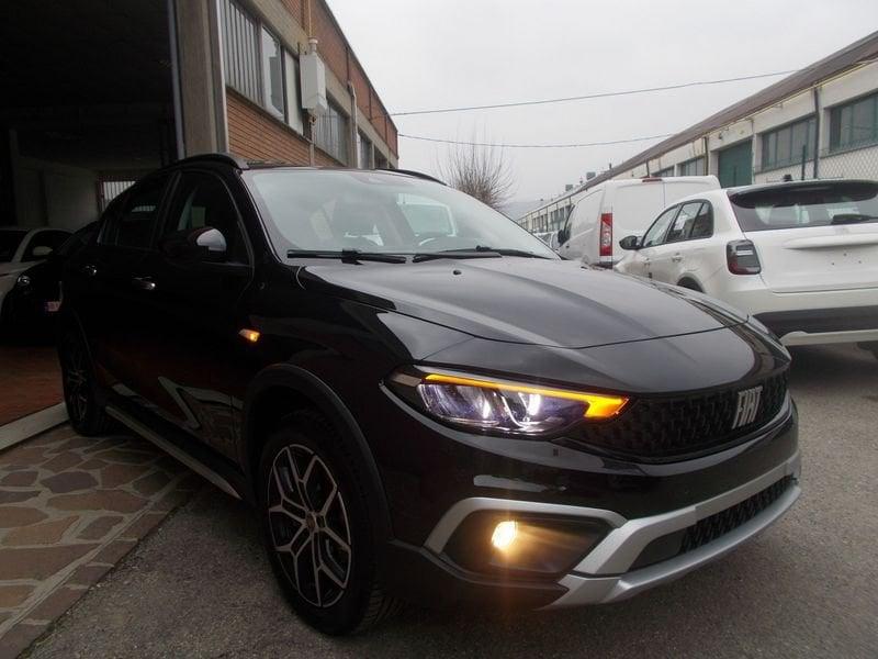 FIAT Tipo Cross 1.5 T4 130cv Hybrid DCT Cross 338.7575187 MASSARI MARCO KM. ZERO