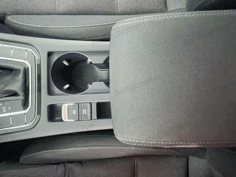 Volkswagen Passat Passat Variant 1.6 tdi Business 120cv dsg