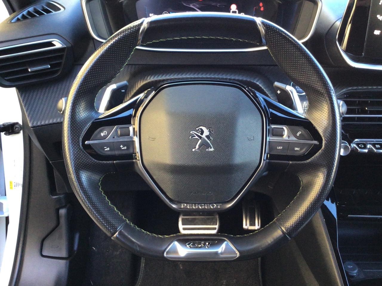 Peugeot 2008 BlueHDi 130 S&S EAT8 GT