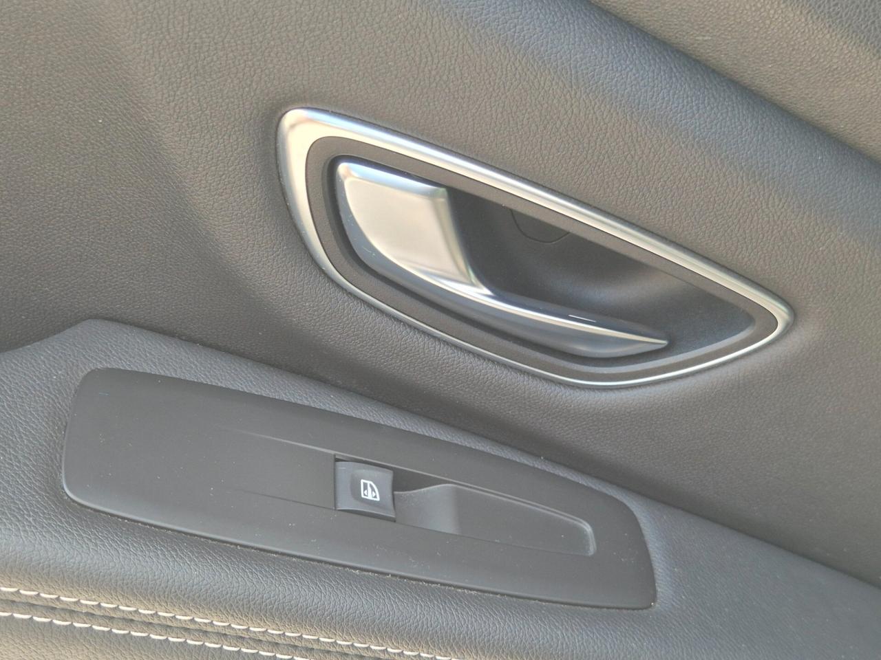 Renault Scenic Blue dCi 150 CV Sport Edition2