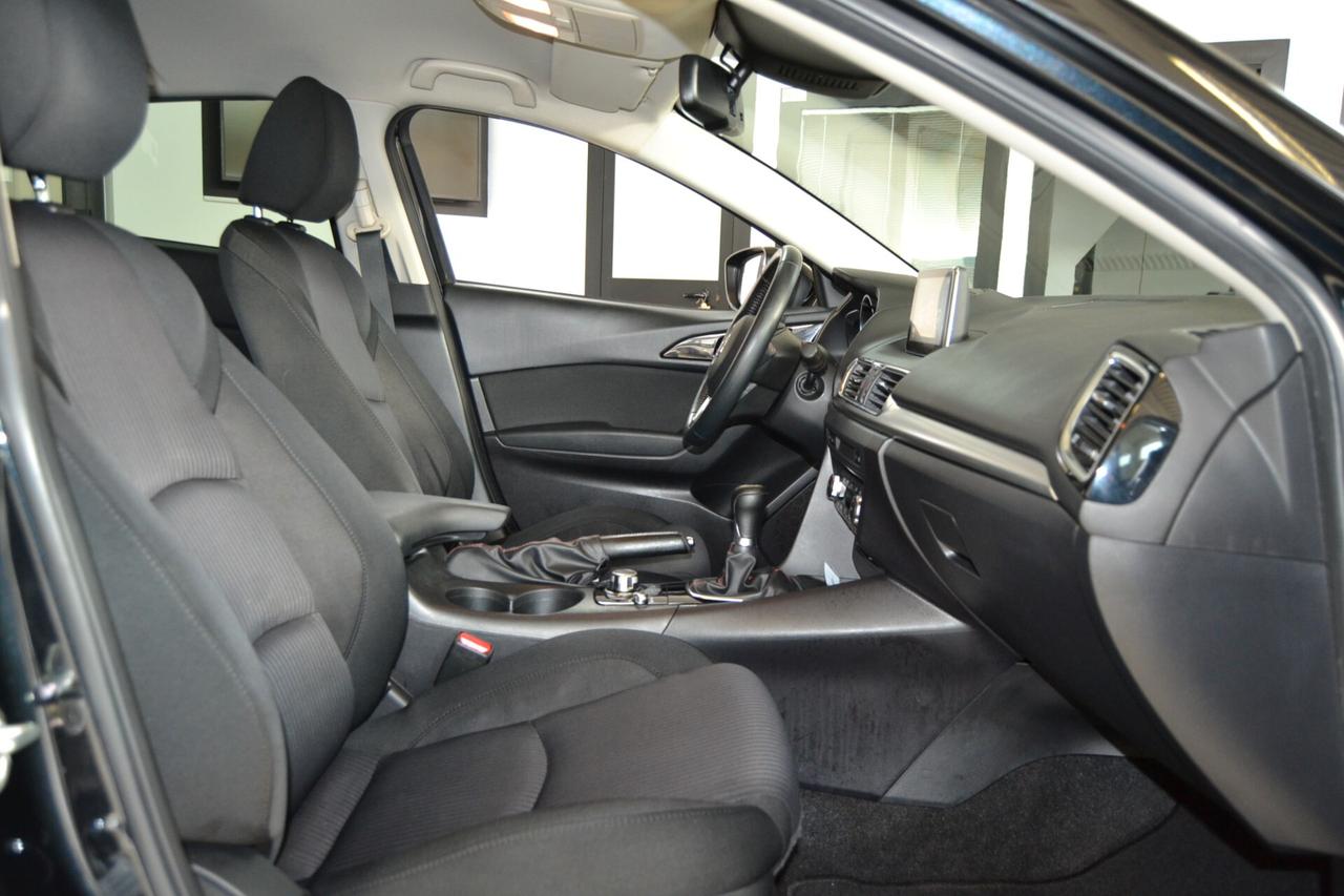 Mazda3 1.5 Skyactiv-D Exceed Cruise/Xenon/UNIPRO