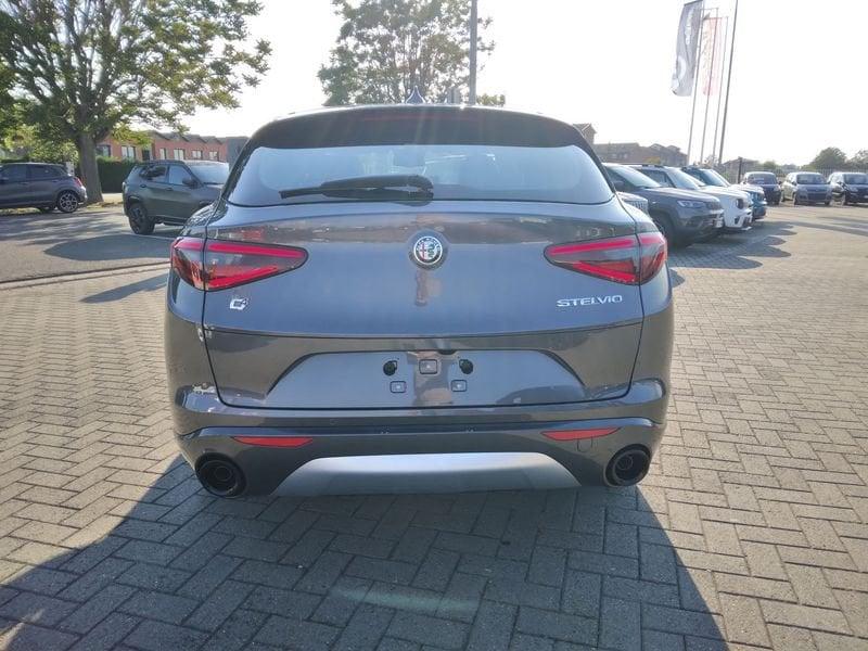 Alfa Romeo Stelvio 2.2 TD 210 CV Ti AT8 Q4