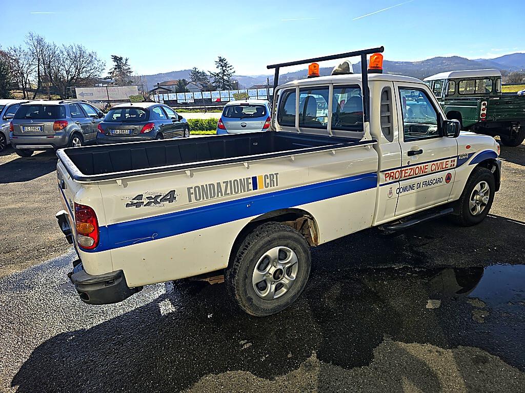 Mahindra Goa 2.2 CRDe 16V 4WD DC Pick-Up