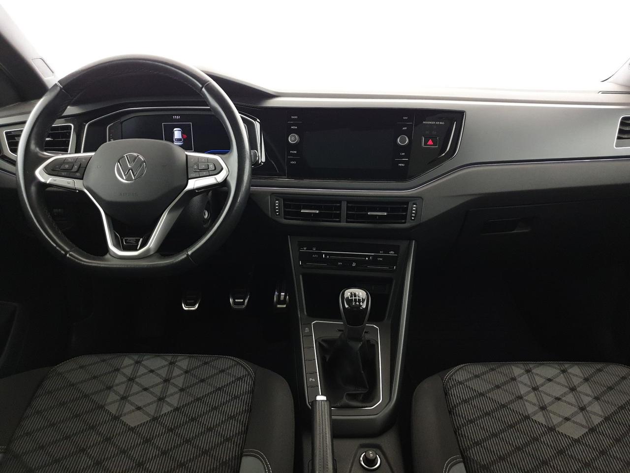 Volkswagen Taigo 1.0 tsi r-line 110cv