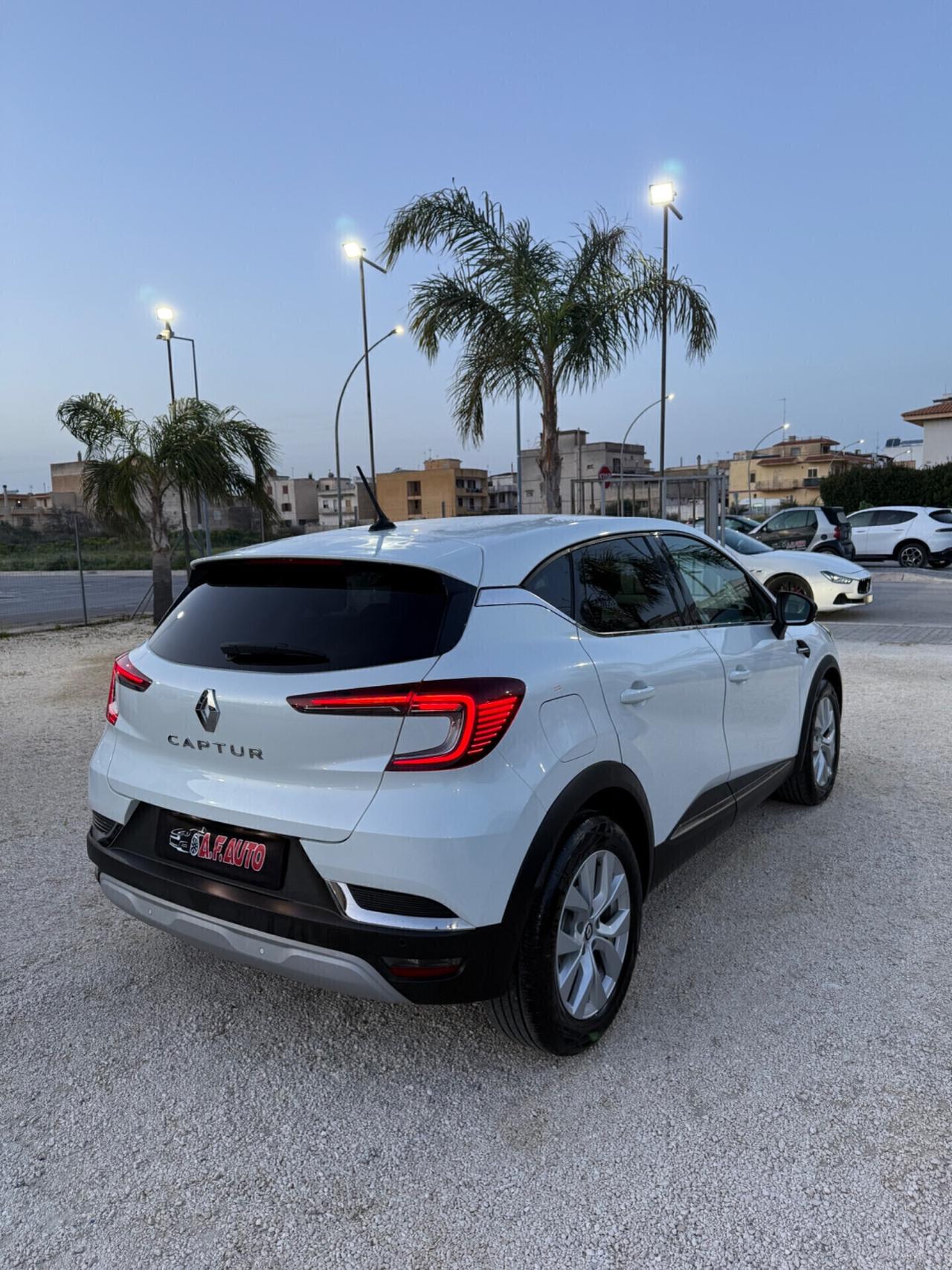 Renault Captur TCe 90 CV Intens
