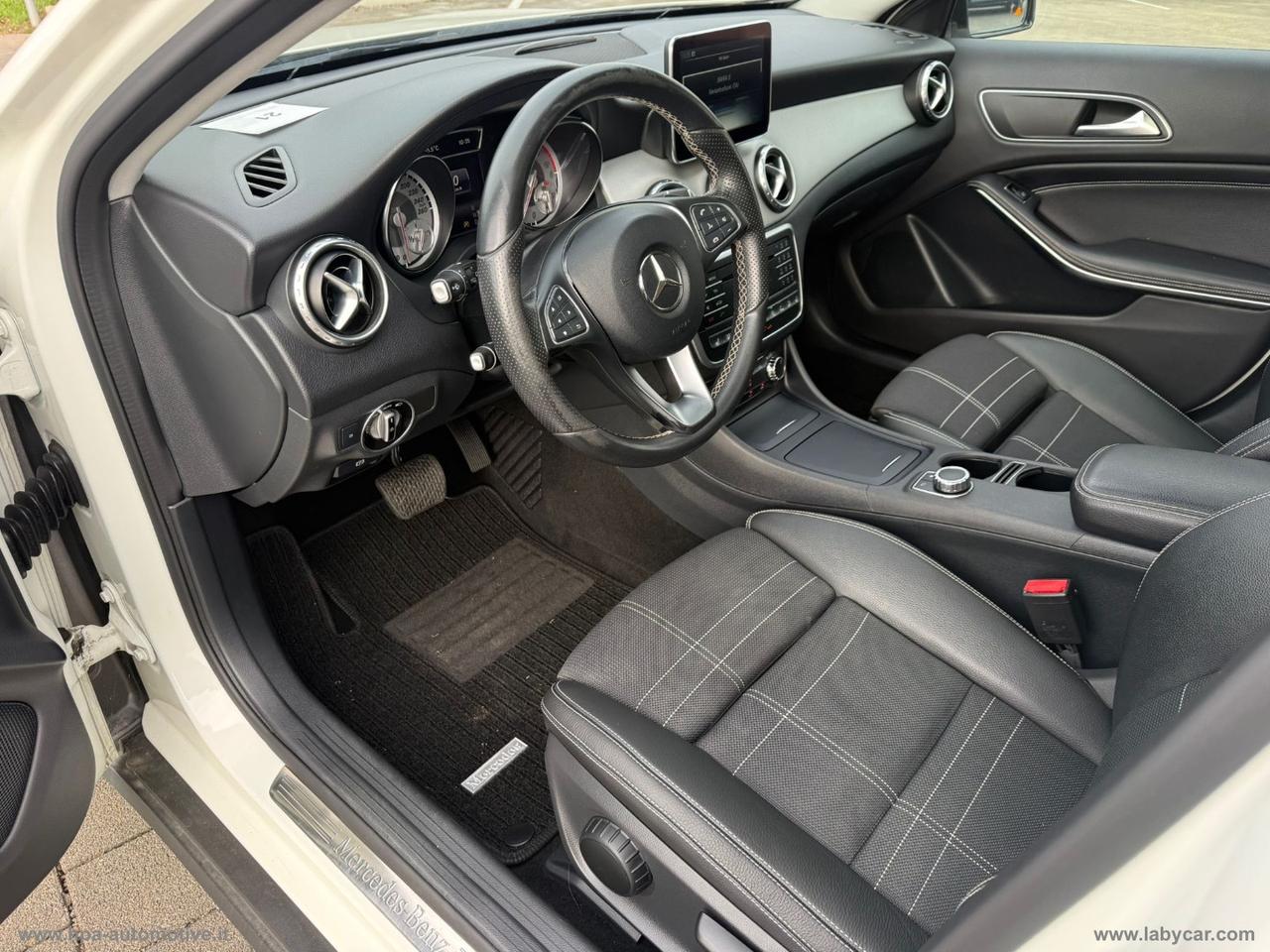 MERCEDES-BENZ GLA 220d Automatic 4Matic Sport TETTO LED PELLE