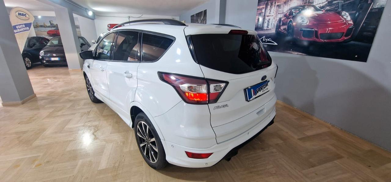 Ford Kuga 1.5 TDCI 120 CV S&S 2WD ST-Line