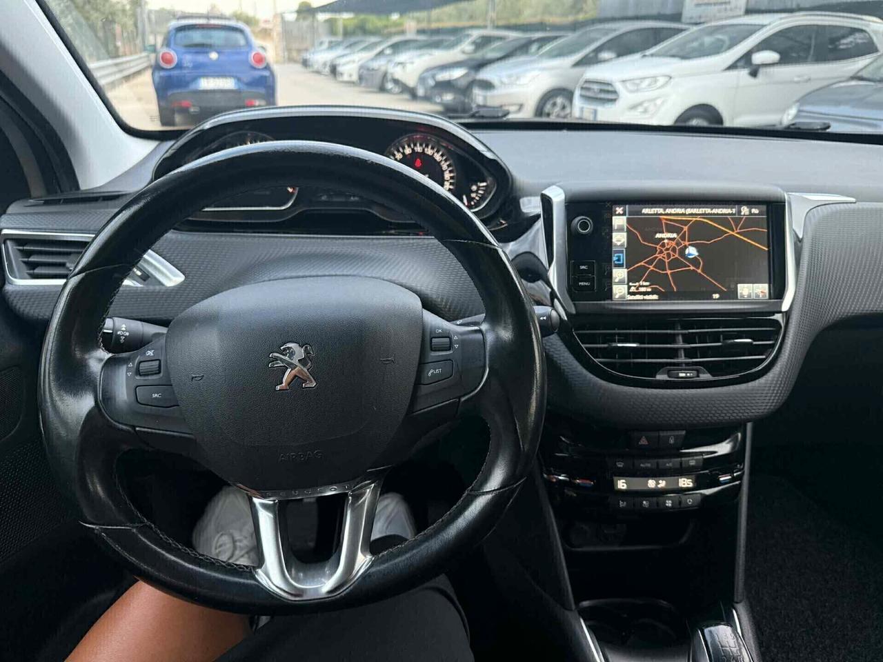 Peugeot 208 PureTech Allure 1.2 BENZINA 2015