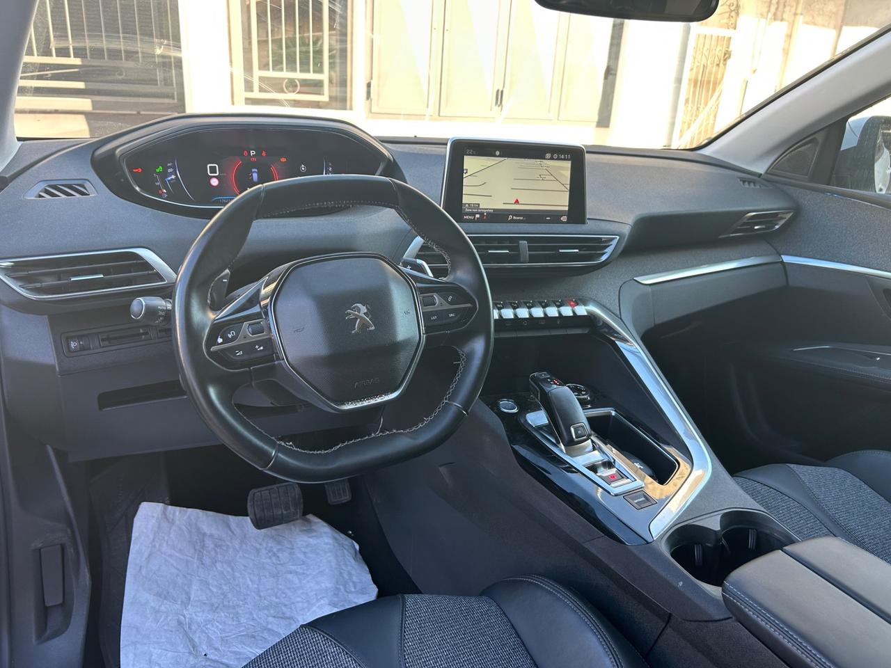 Peugeot 3008 BlueHDi 120 S&S EAT6 Allure