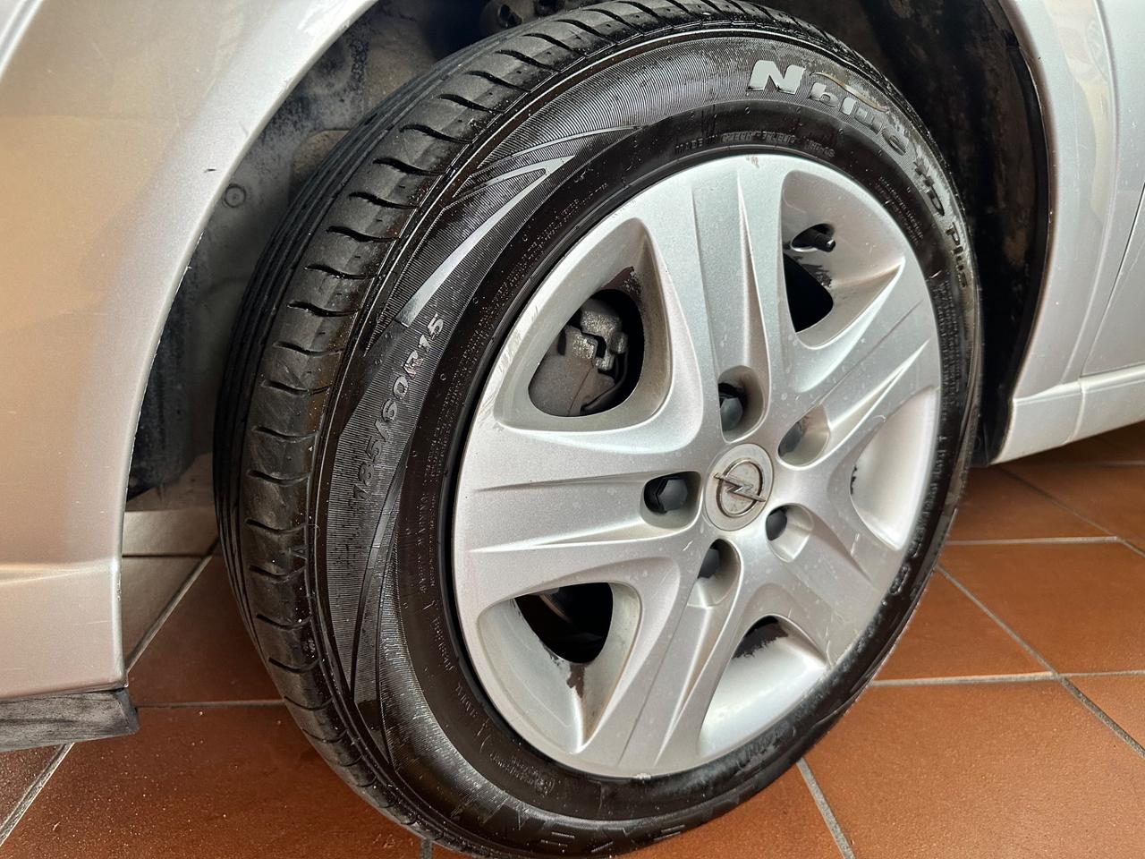 Opel Meriva 1.4 16V GPL-TECH Enjoy
