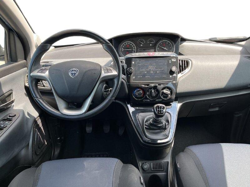 Lancia Ypsilon III 2021 1.0 firefly hybrid Gold s&s 70cv