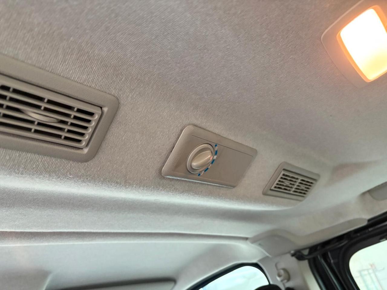 Nissan Primastar BUS 2.0 dCi 150CV PL-TN 9 posti