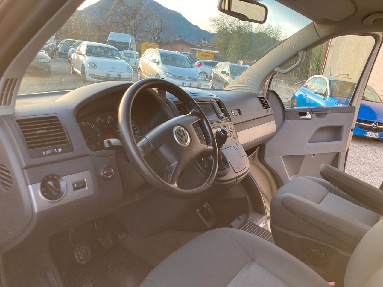 Volkswagen Multivan 2.5 TDI/174CV Highline