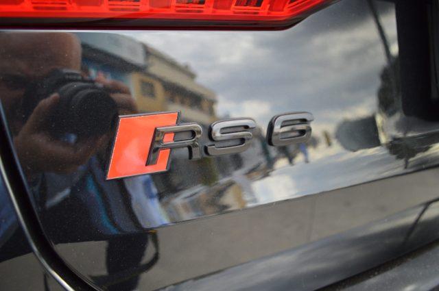 AUDI RS6 Avant 4.0 TFSI V8 quattro tiptronic 600 CV