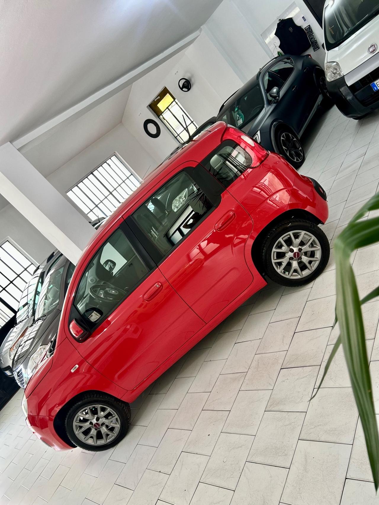 Fiat Panda 1.2 Lounge *sedili riscaldabili*sensori Park*5posti