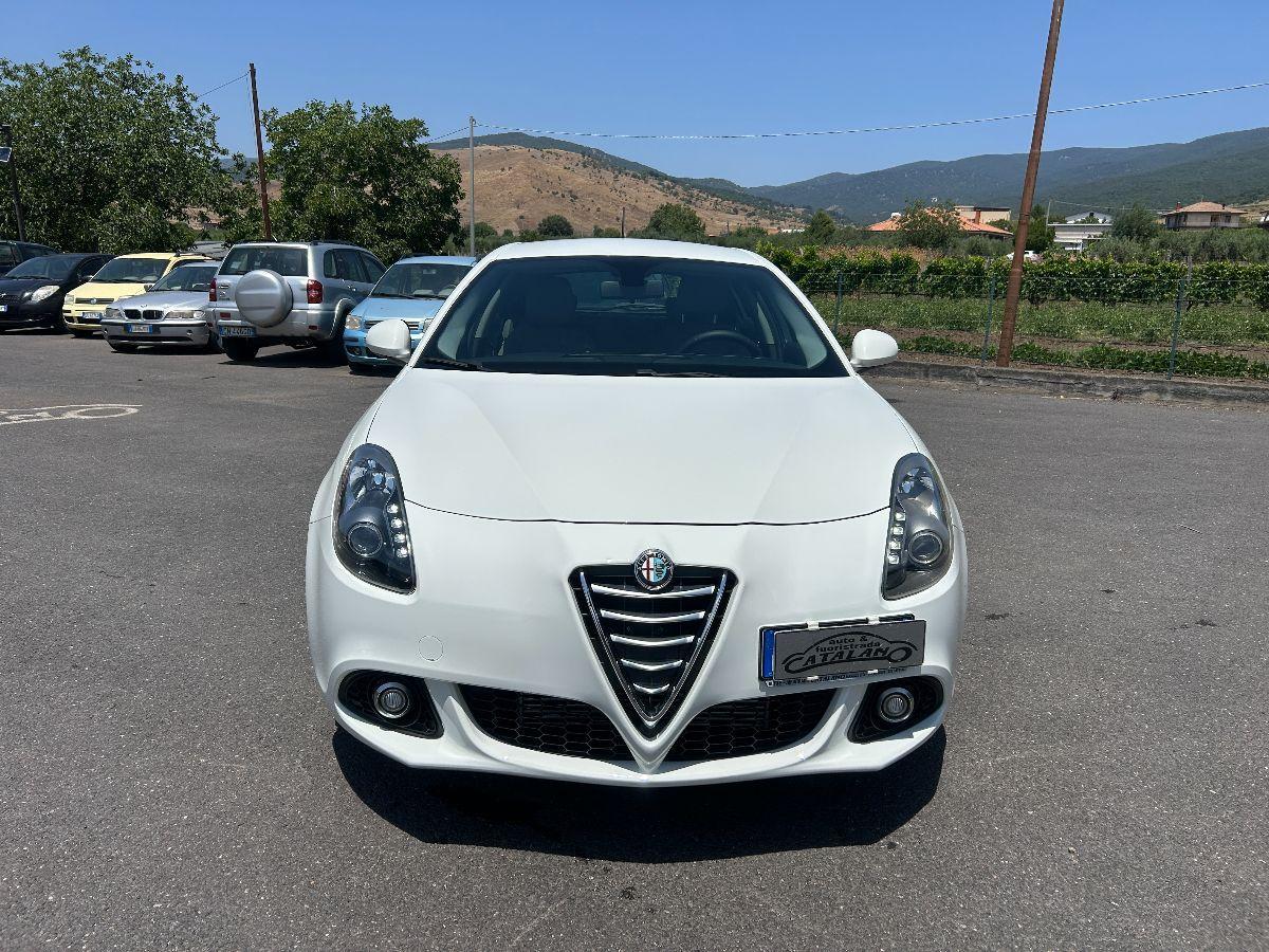 ALFA ROMEO - Giulietta - 1.6 JTDm-2 105 CV Distinctive