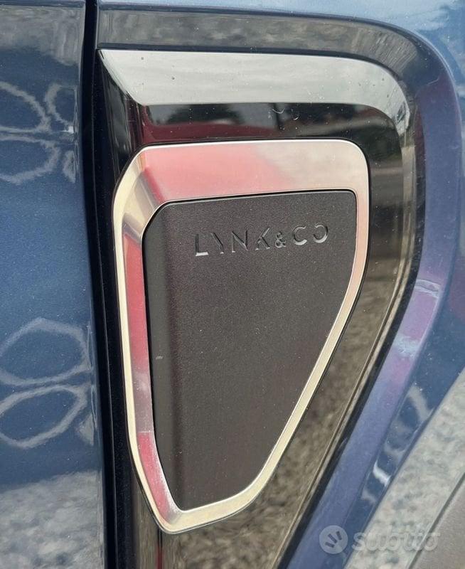 Lynk & Co 01 01 1.5 td phev auto