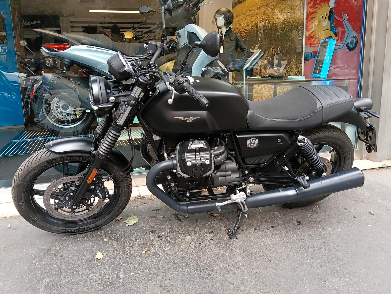 Moto Guzzi V7 IV STONE 35 KW E5