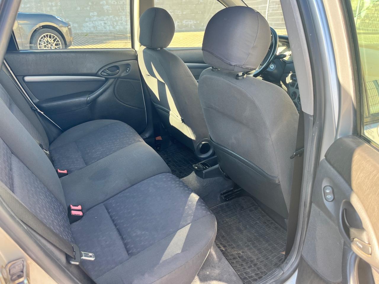 Ford Focus 1.8 TDCi 115CV SW Zetec - ASI