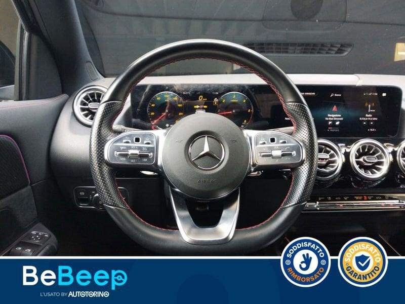 Mercedes-Benz GLA 180 D PREMIUM AUTO