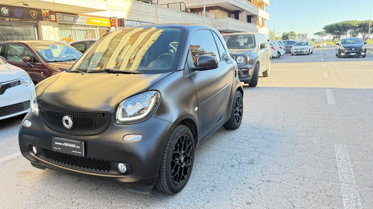 Smart ForTwo 90 0.9 Turbo twinamic Prime LED NAVI KAMERA CERCHI 16 PDC BLUETOOTH BRACCIOLO NERO OPACO