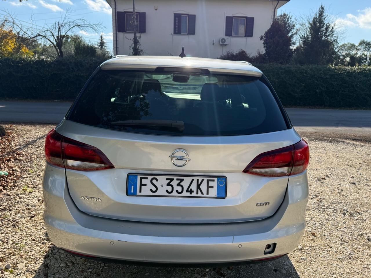 Opel Astra 1.6 CDTi 136CV aut. Sports Tourer Innov