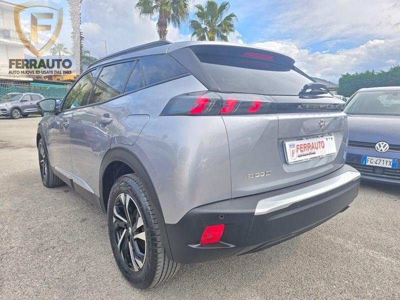 Peugeot 2008 100CV ALLURE NAVI FULL !