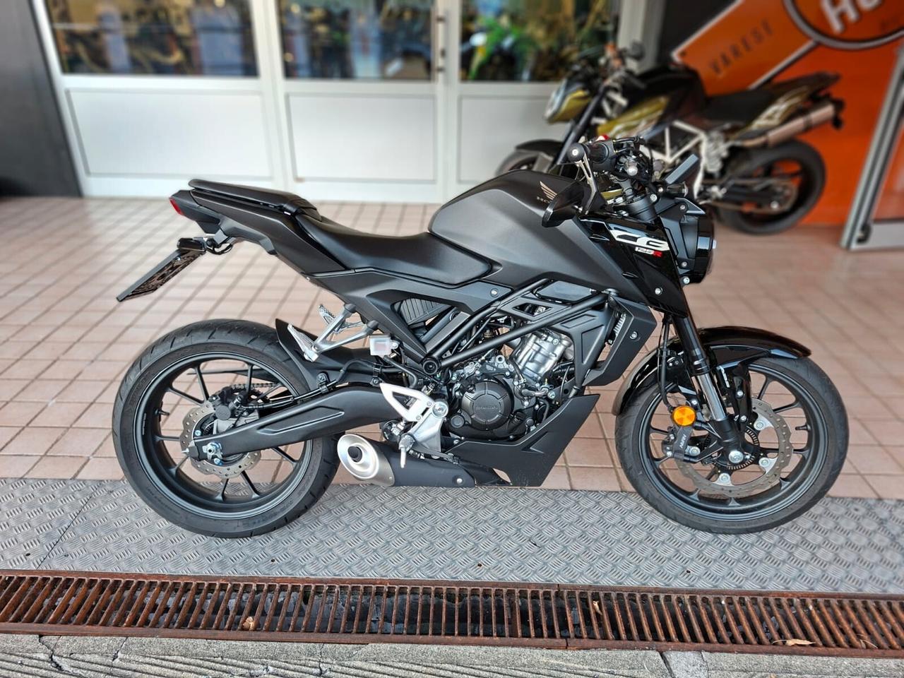 Honda CB 125 R my 26