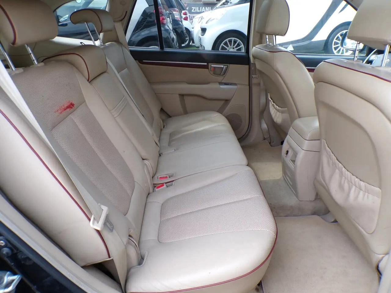 Hyundai Santa Fe 2.2 CRDi VGT aut.Dyn. Sun 5p.ti cambio automatico