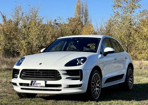 PORSCHE Macan 2.0