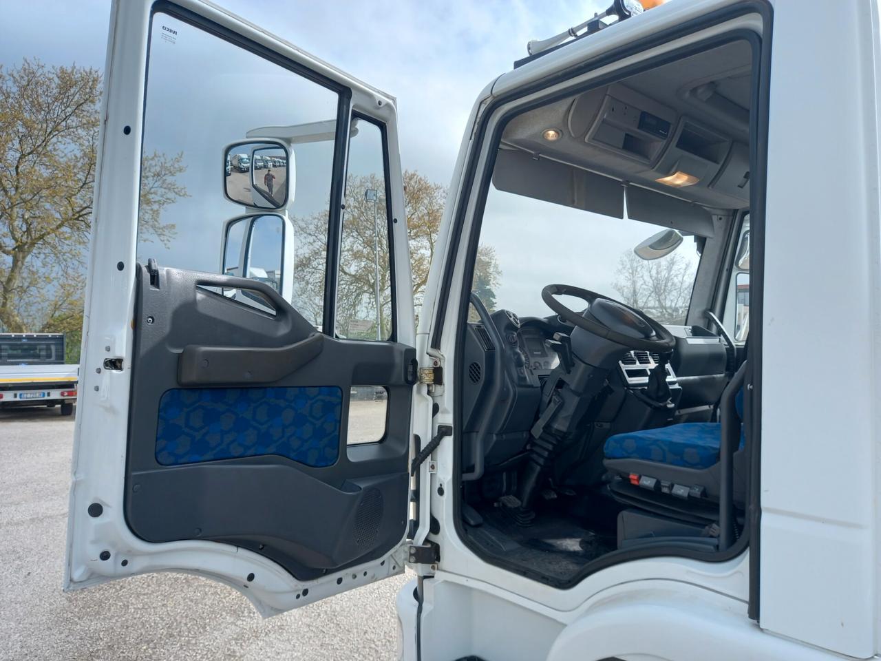 IVECO ML 75E18 - ALLESTIMENTO: SOCCORSO STRADALE (C67)