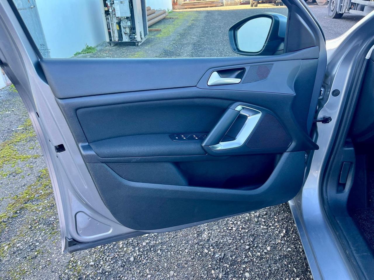 Peugeot 308 BlueHDi 150cv 2015 139.000km euro6 per neopatentati