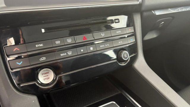 JAGUAR F-Pace 2.0 D 180 CV aut. Prestige